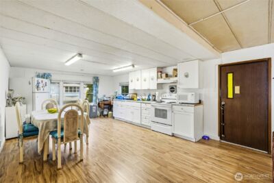 11330 E Riverside Drive #25, Bothell, WA 98011 - Photo 8
