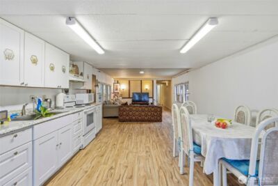 11330 E Riverside Drive #25, Bothell, WA 98011 - Photo 10