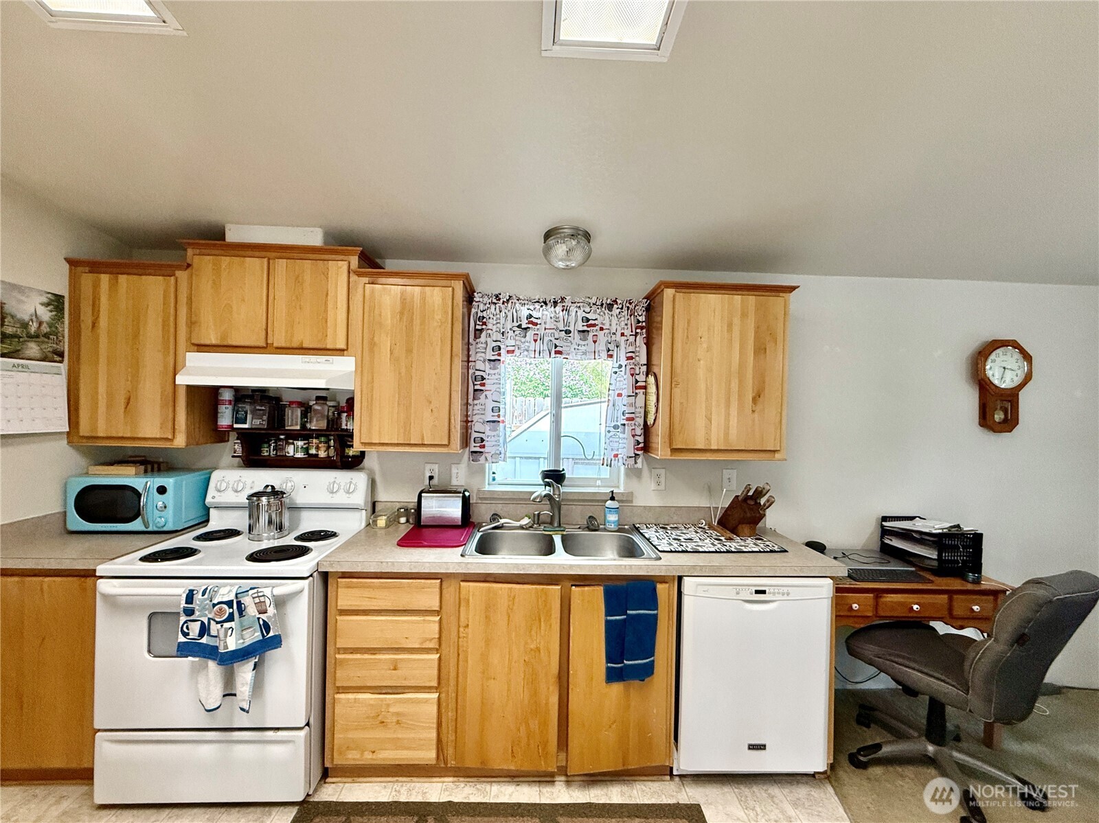 411 E Pearson Street , Dayton, WA 99328