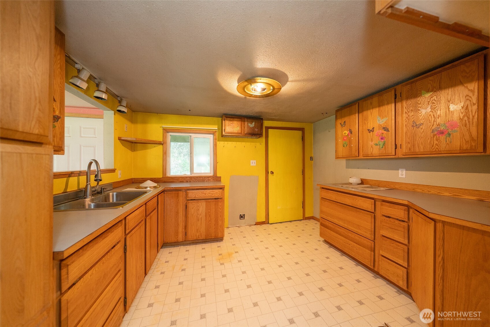 18645 Dynamite Drive SE, Yelm, WA 98597