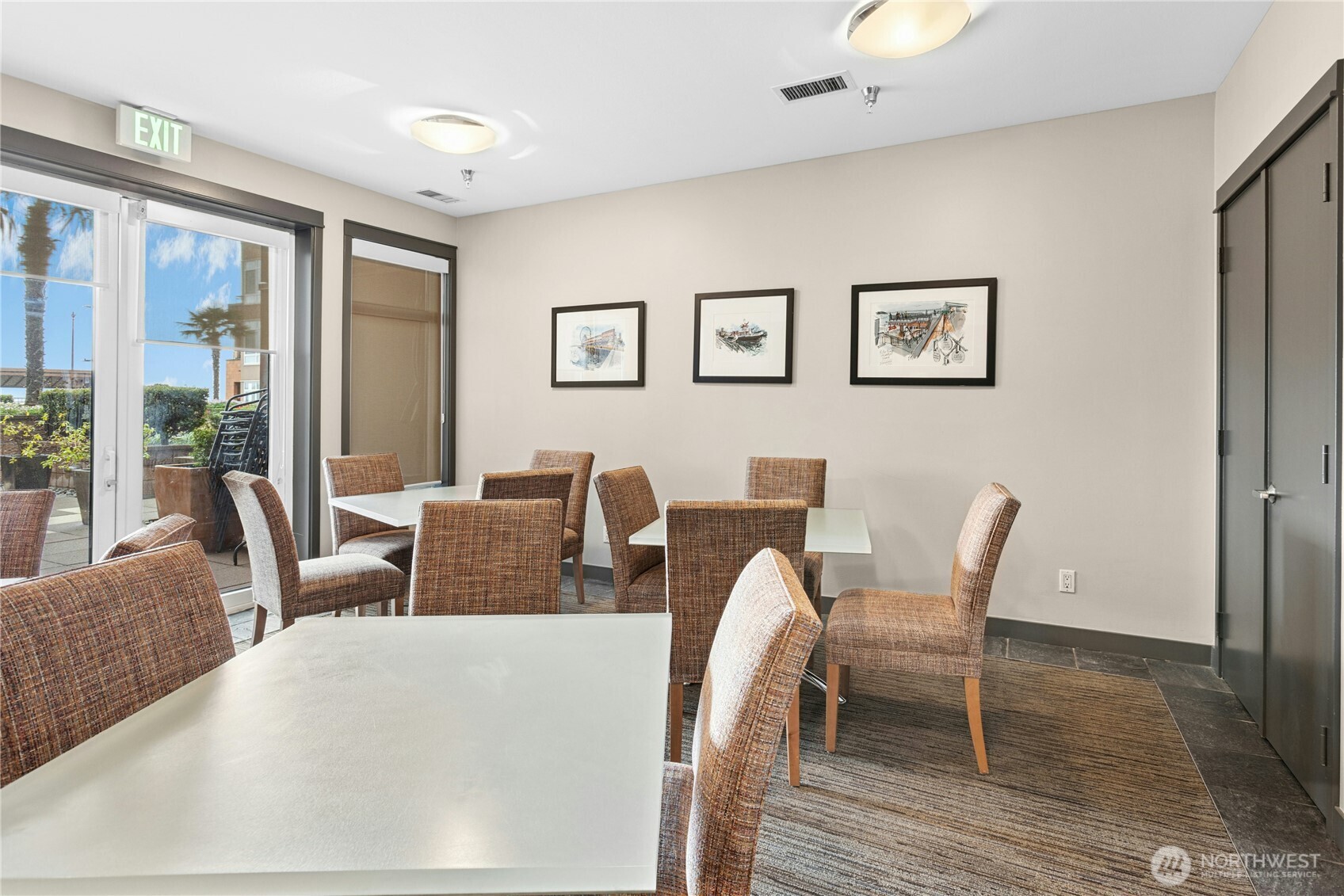1900 Alaskan Way #216, Seattle, WA 98101