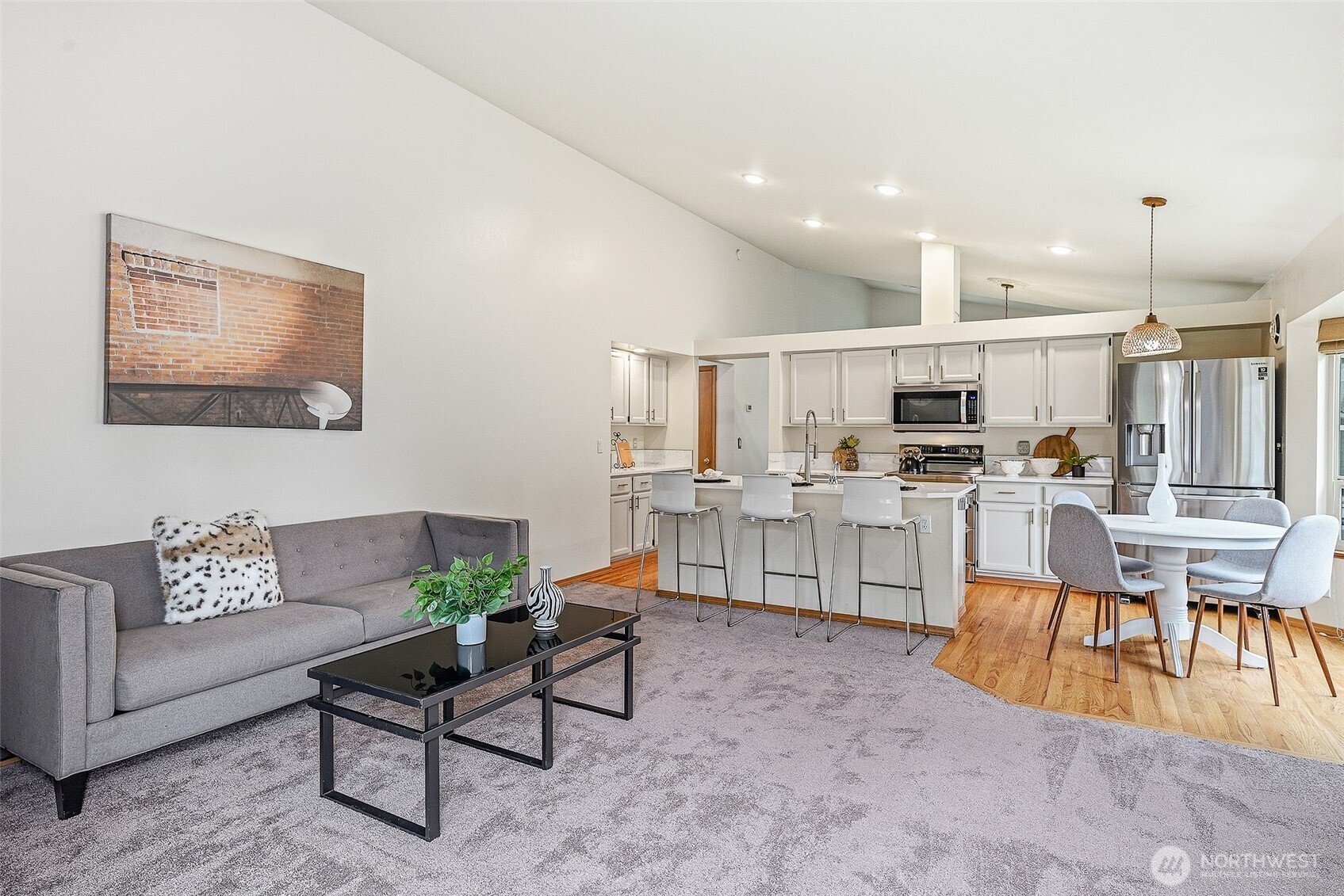 5002 9th Avenue W, Everett, WA 98203-1748