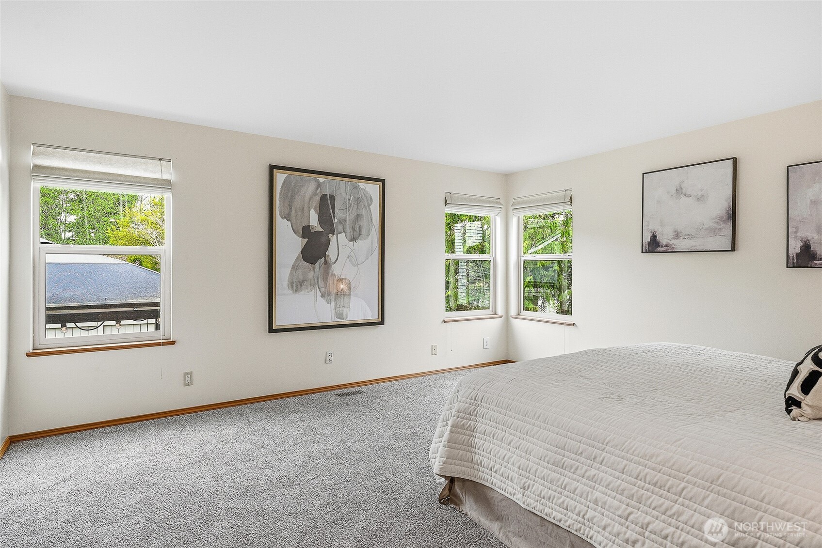 5002 9th Avenue W, Everett, WA 98203-1748