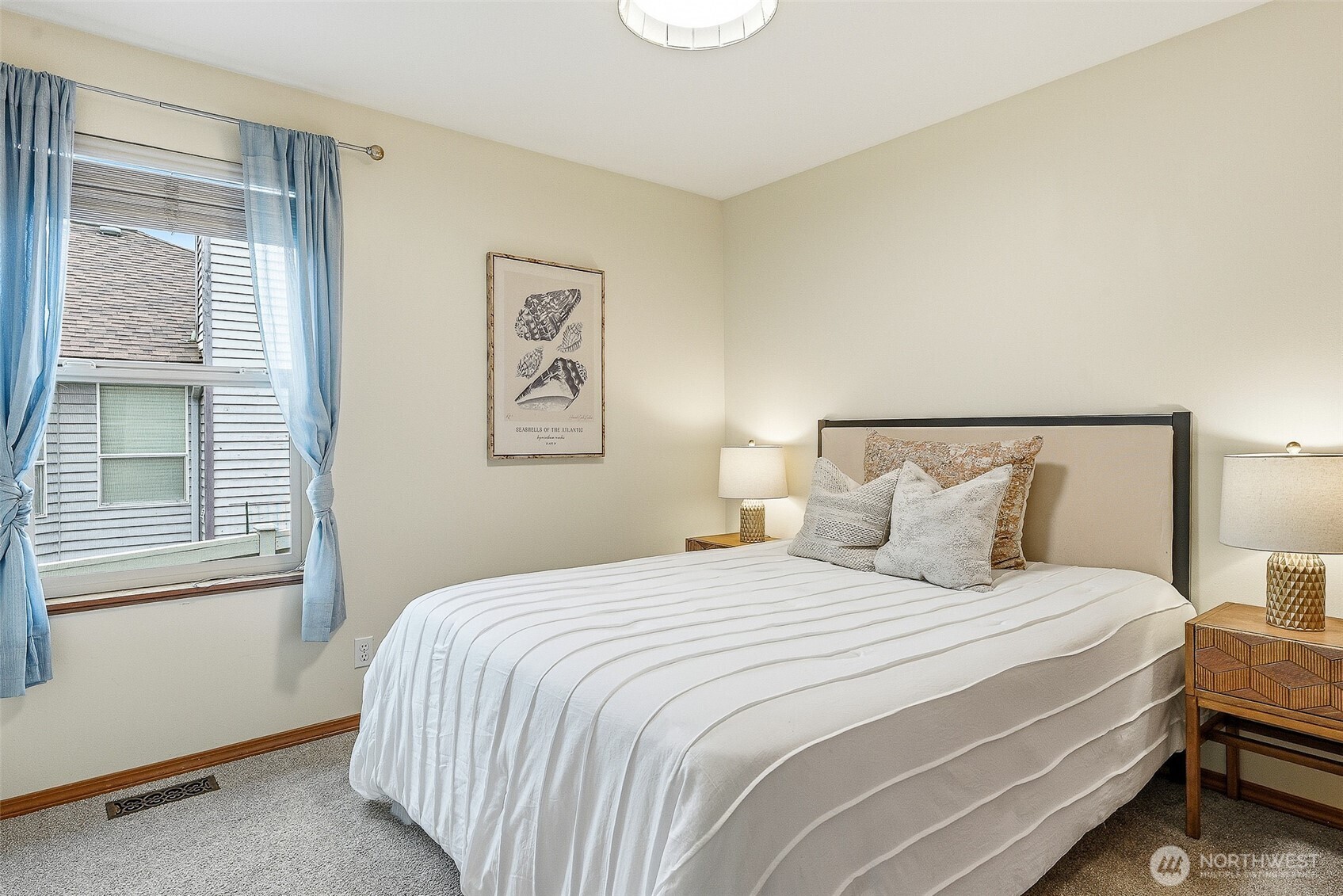 5002 9th Avenue W, Everett, WA 98203-1748