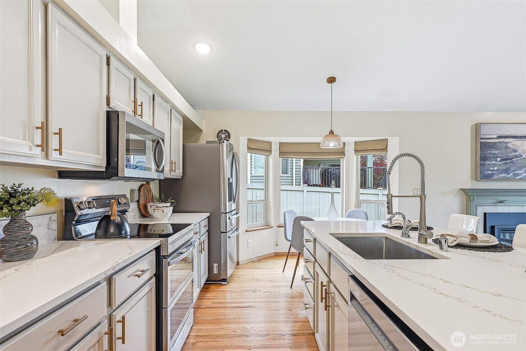 5002 9th Avenue W, Everett, WA 98203-1748