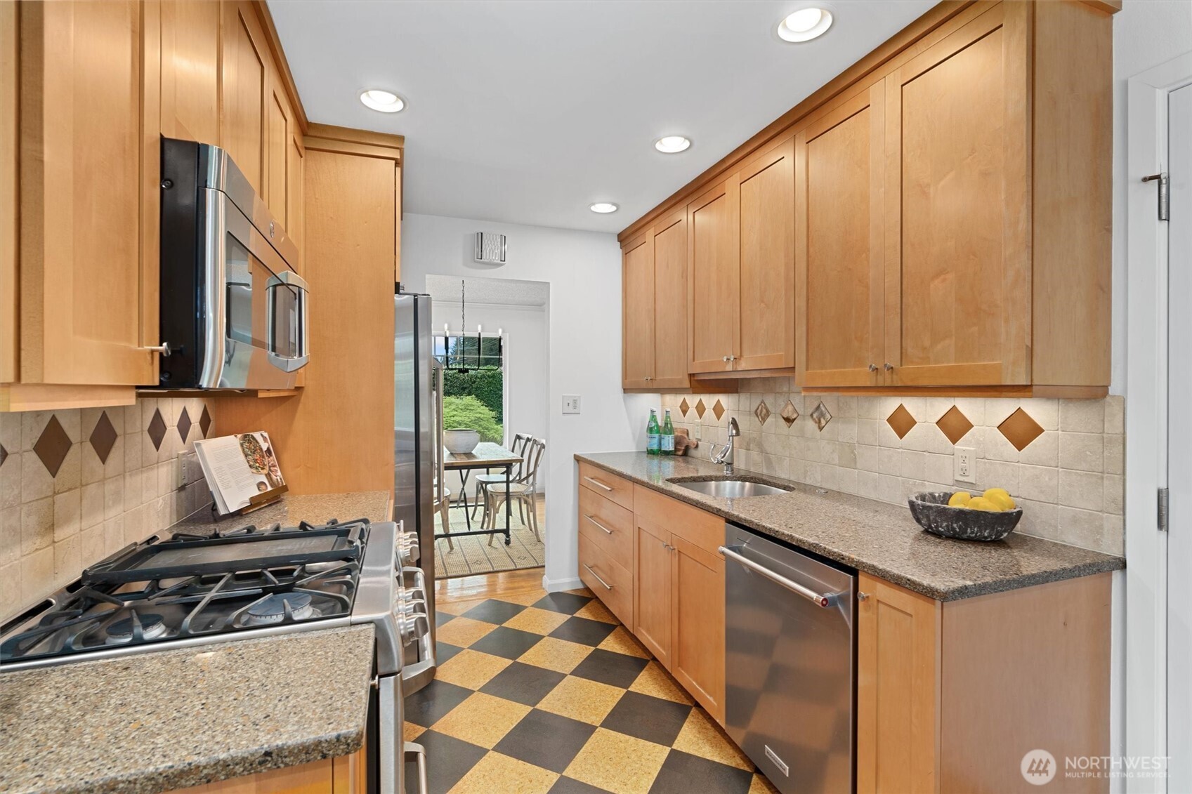 7604 194th Street SW, Edmonds, WA 98026