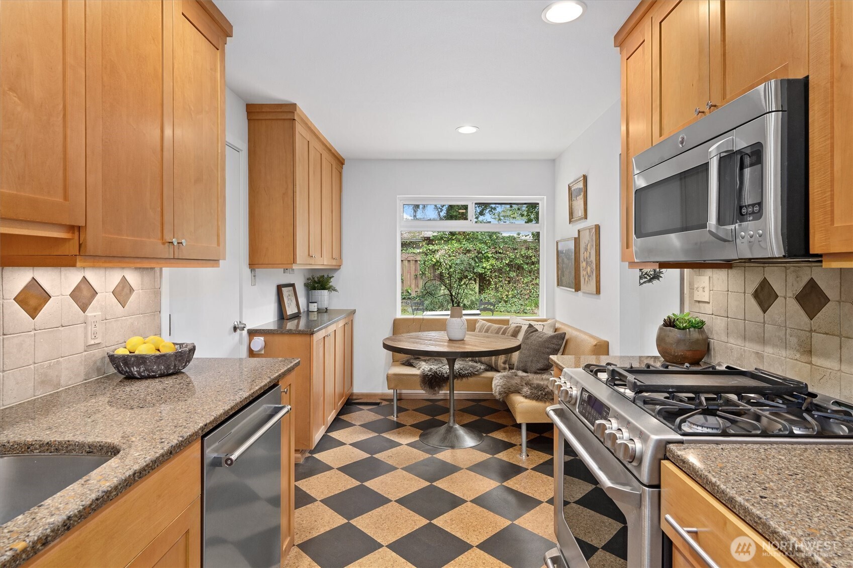 7604 194th Street SW, Edmonds, WA 98026