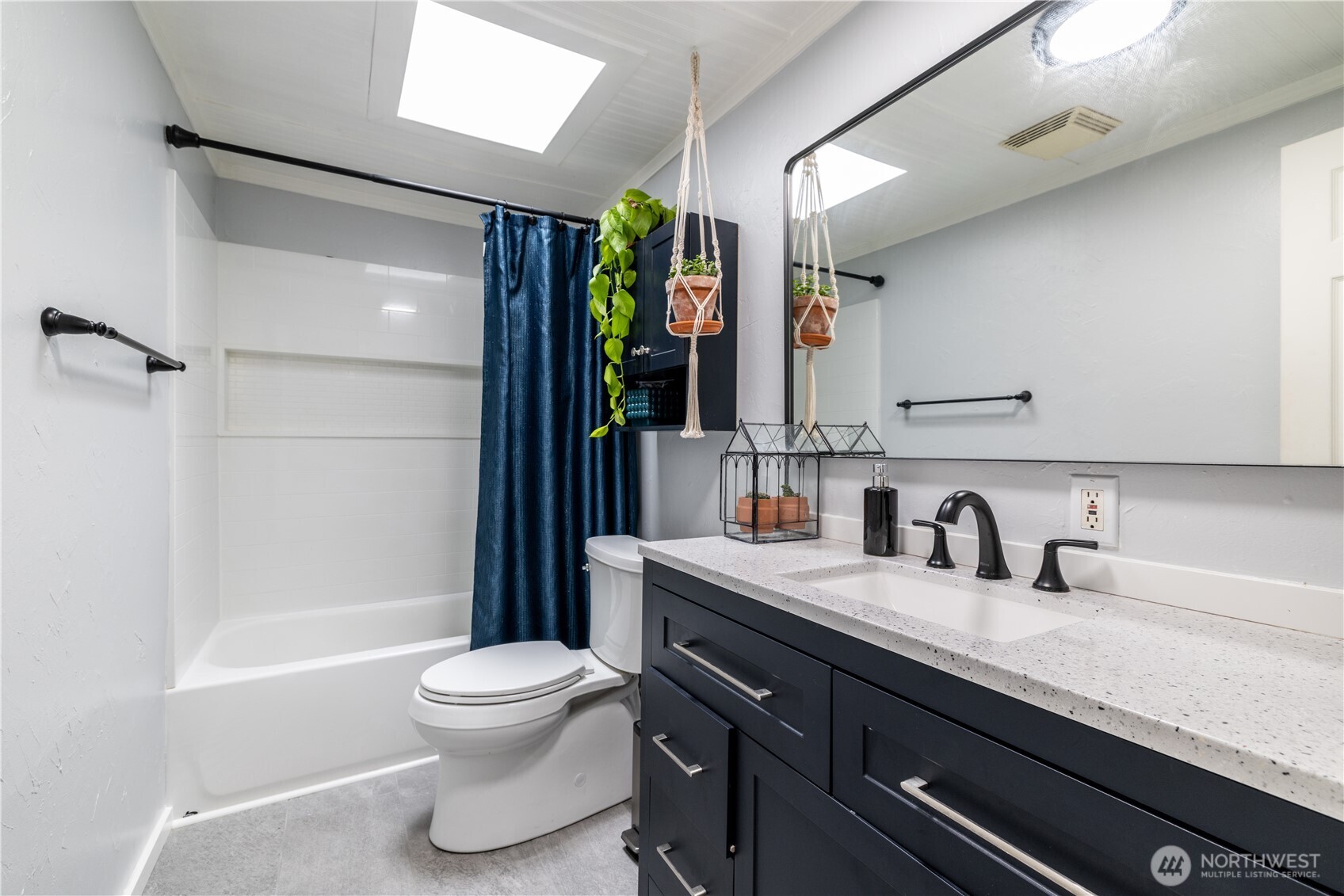 50 SE Dogwood Place , Shelton, WA 98584