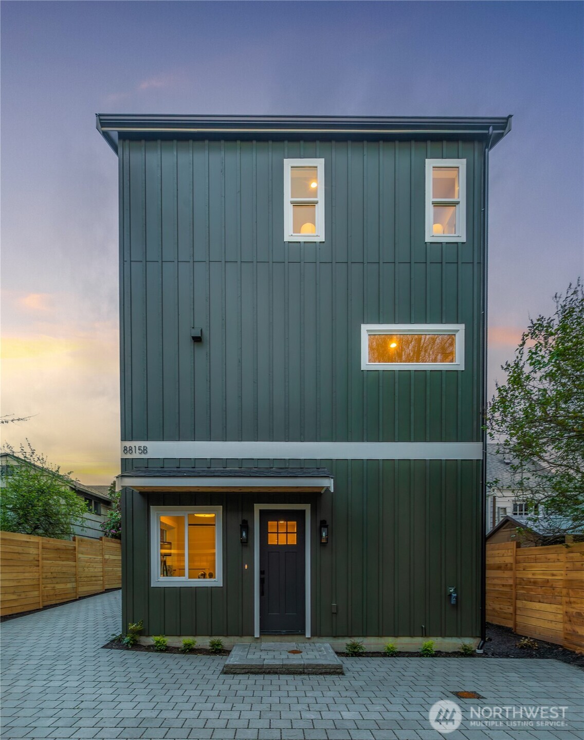 8815 Densmore Avenue N #B, Seattle, WA 98103