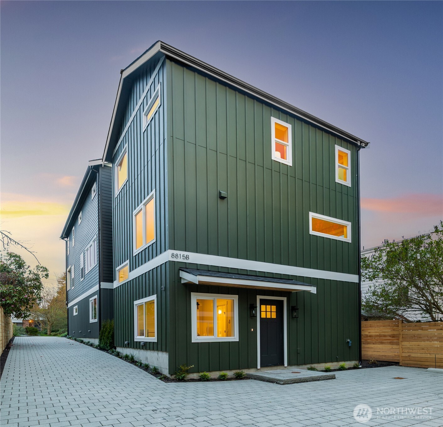 8815 Densmore Avenue N #B, Seattle, WA 98103