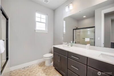 23641 SE 269th Court , Maple Valley, WA 98038 - Photo 22