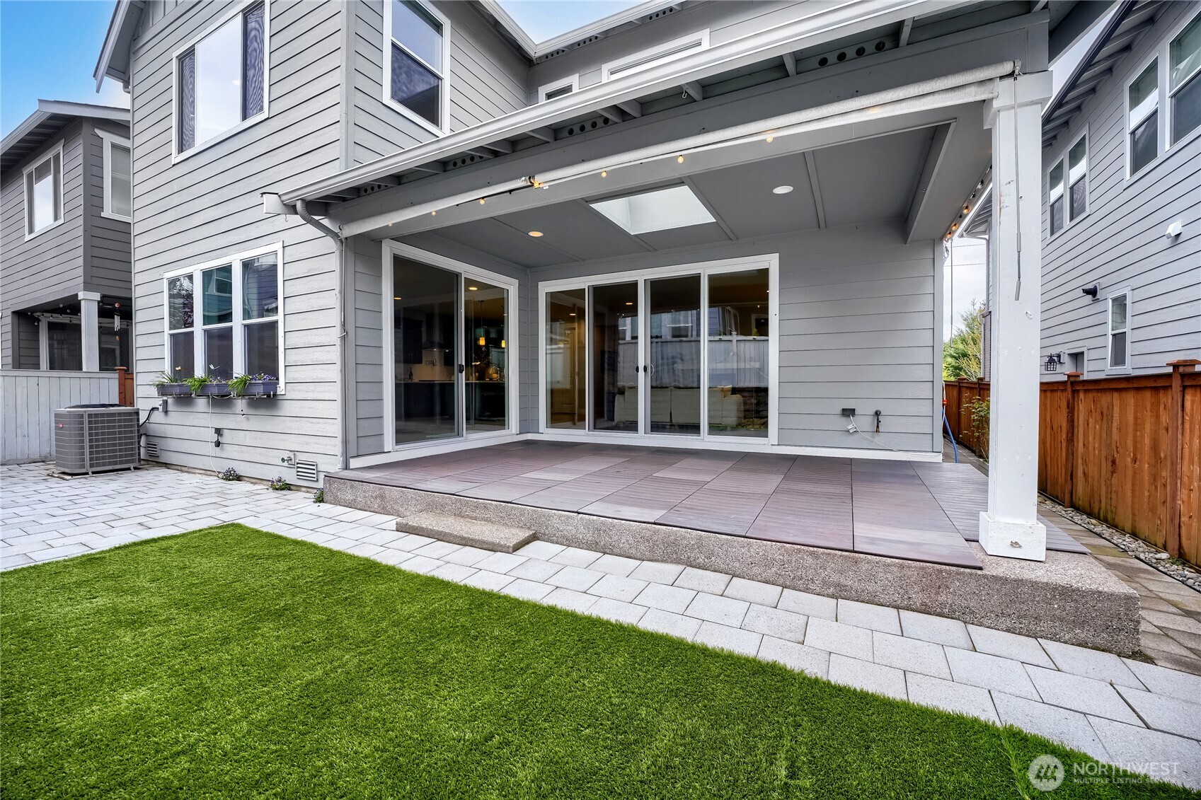 23641 SE 269th Court , Maple Valley, WA 98038