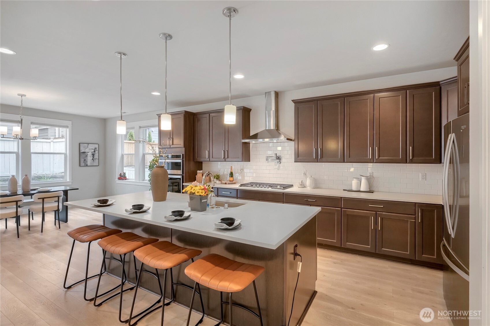 23641 SE 269th Court , Maple Valley, WA 98038
