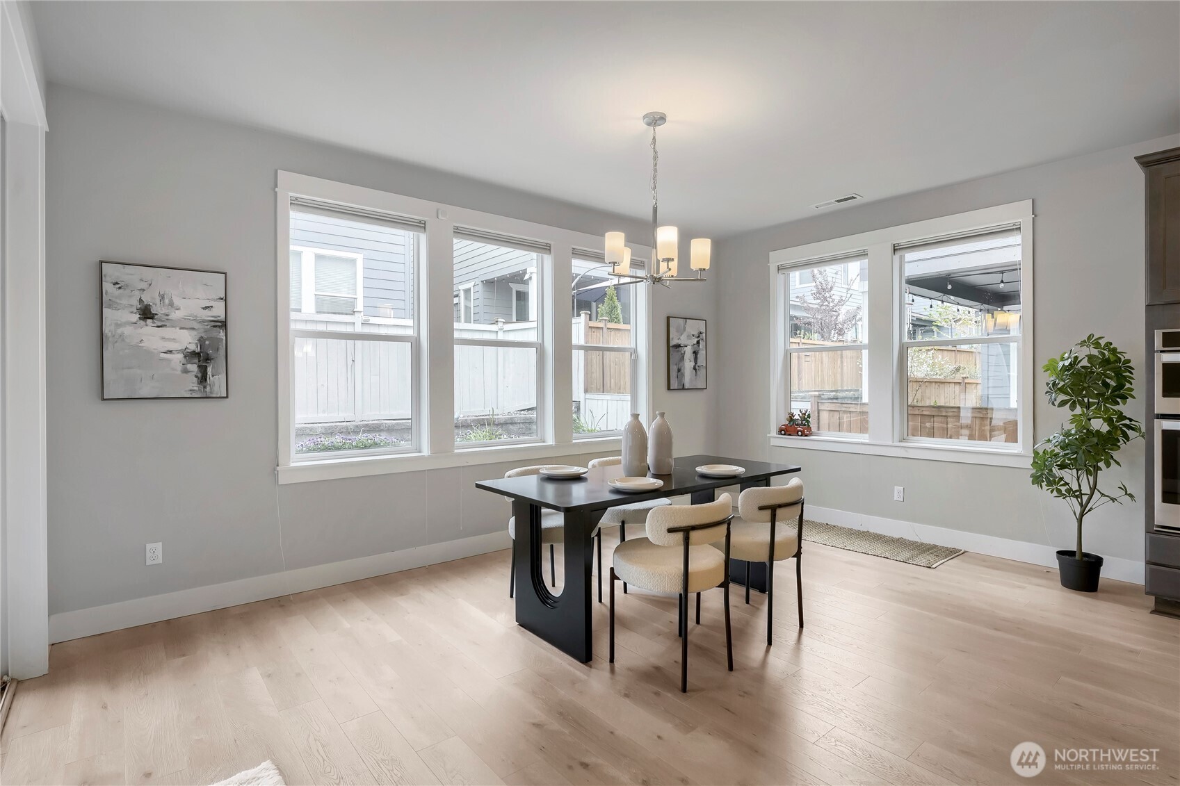 23641 SE 269th Court , Maple Valley, WA 98038