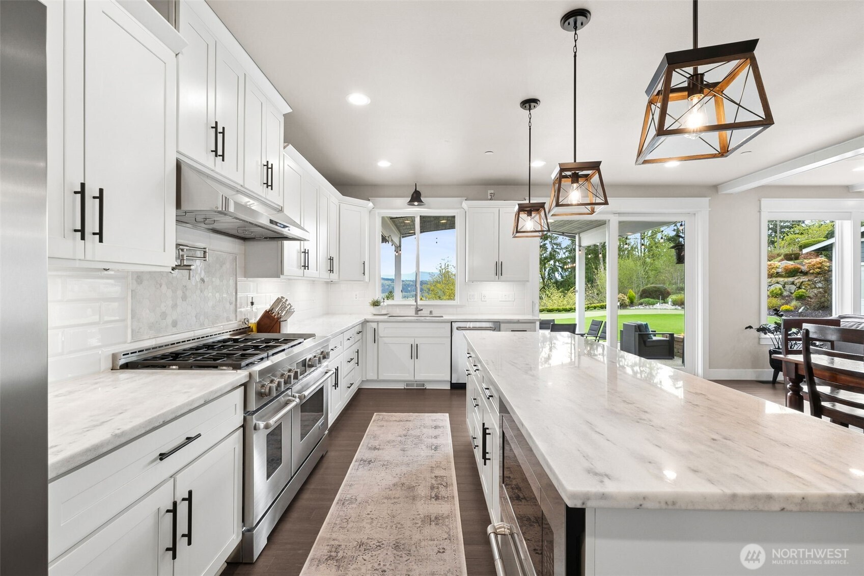 17013 140th AVE E , Puyallup, WA 98374