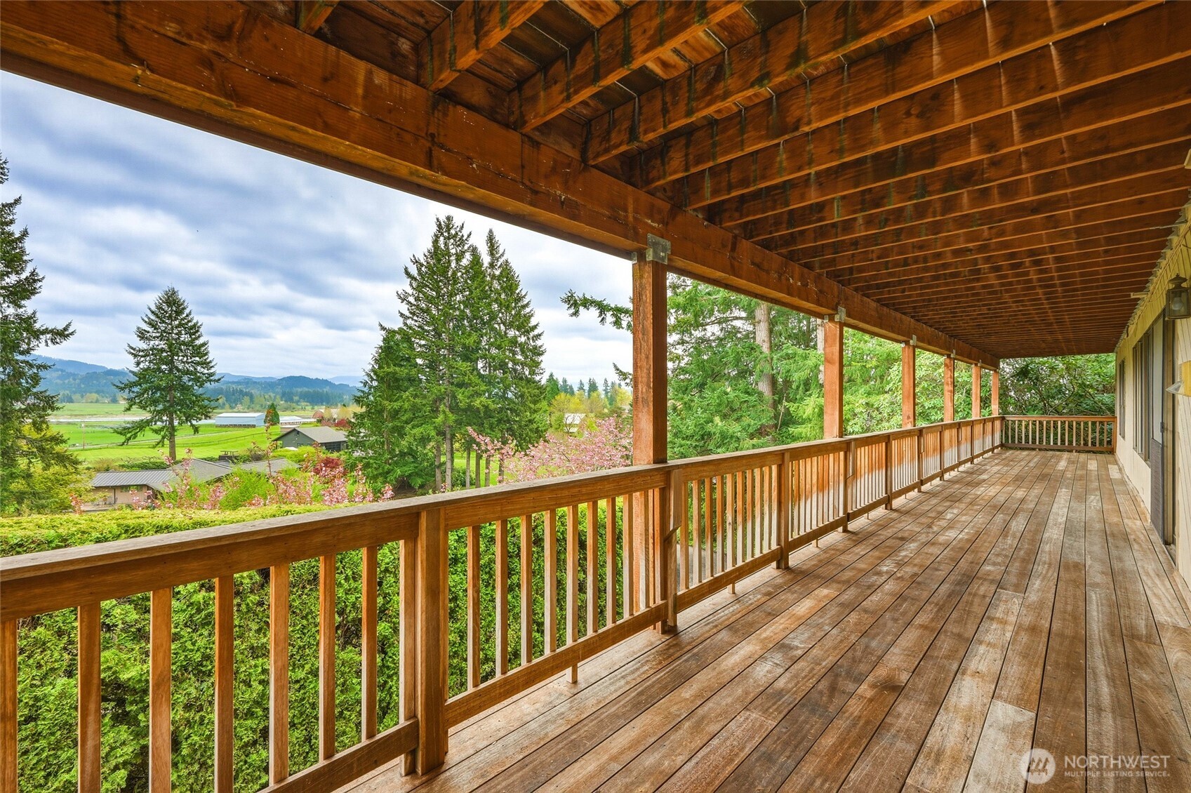 40215 278th Avenue SE, Enumclaw, WA 98022