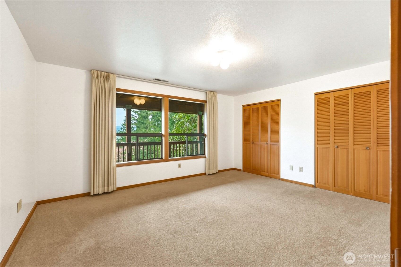 40215 278th Avenue SE, Enumclaw, WA 98022