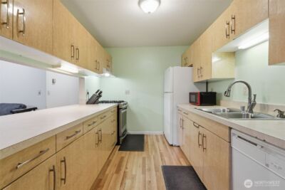 6208 NE 17th Avenue #J73, Vancouver, WA 98665 - Photo 3