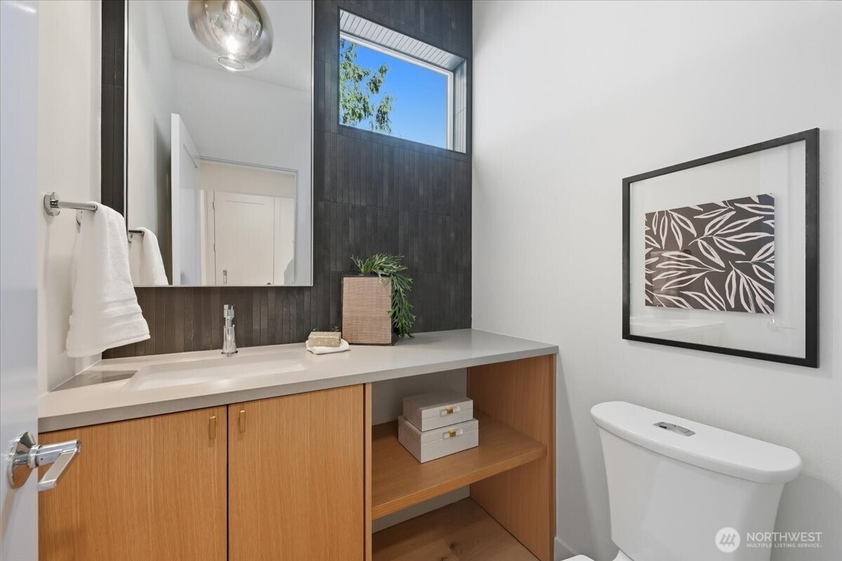 13047 39th Avenue NE #A, Seattle, WA 98125