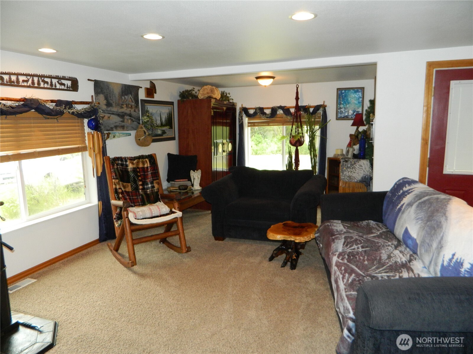 44 Bonaparte Avenue , Tonasket, WA 98855