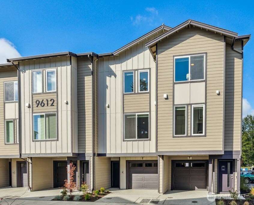 16830 20th Avenue W #G4, Lynnwood, WA 98037