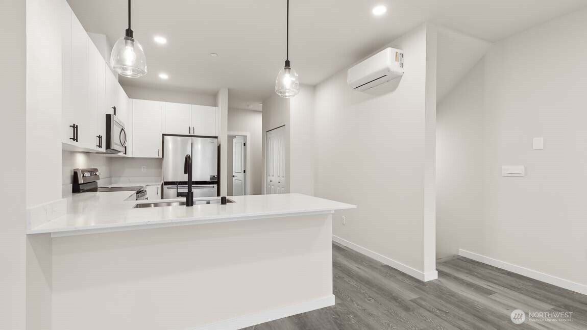 16830 20th Avenue W #G4, Lynnwood, WA 98037