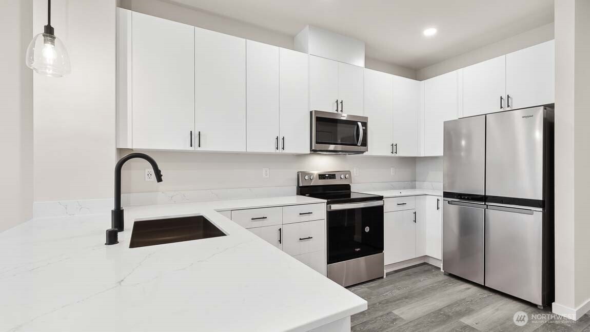 16830 20th Avenue W #G4, Lynnwood, WA 98037