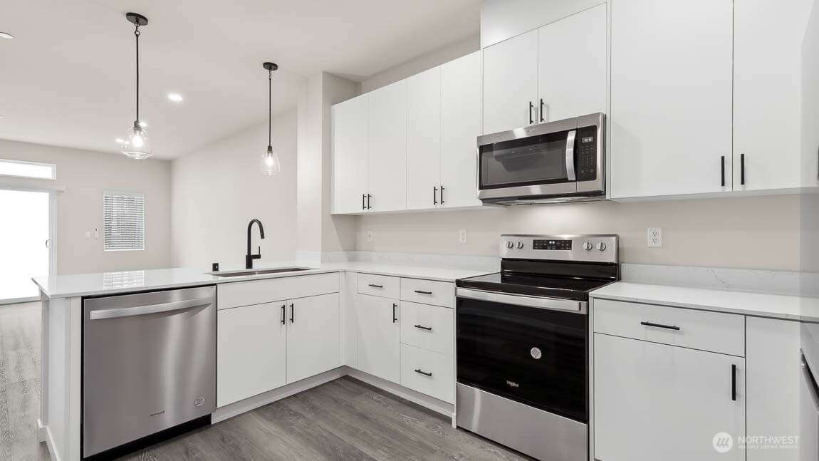 16830 20th Avenue W #G4, Lynnwood, WA 98037