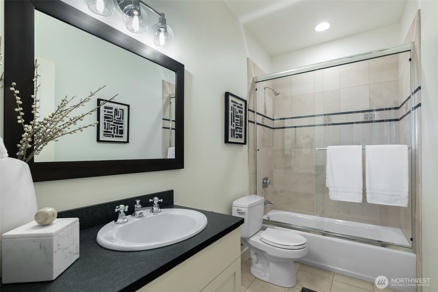 1219 23rd Avenue E, Seattle, WA 98112