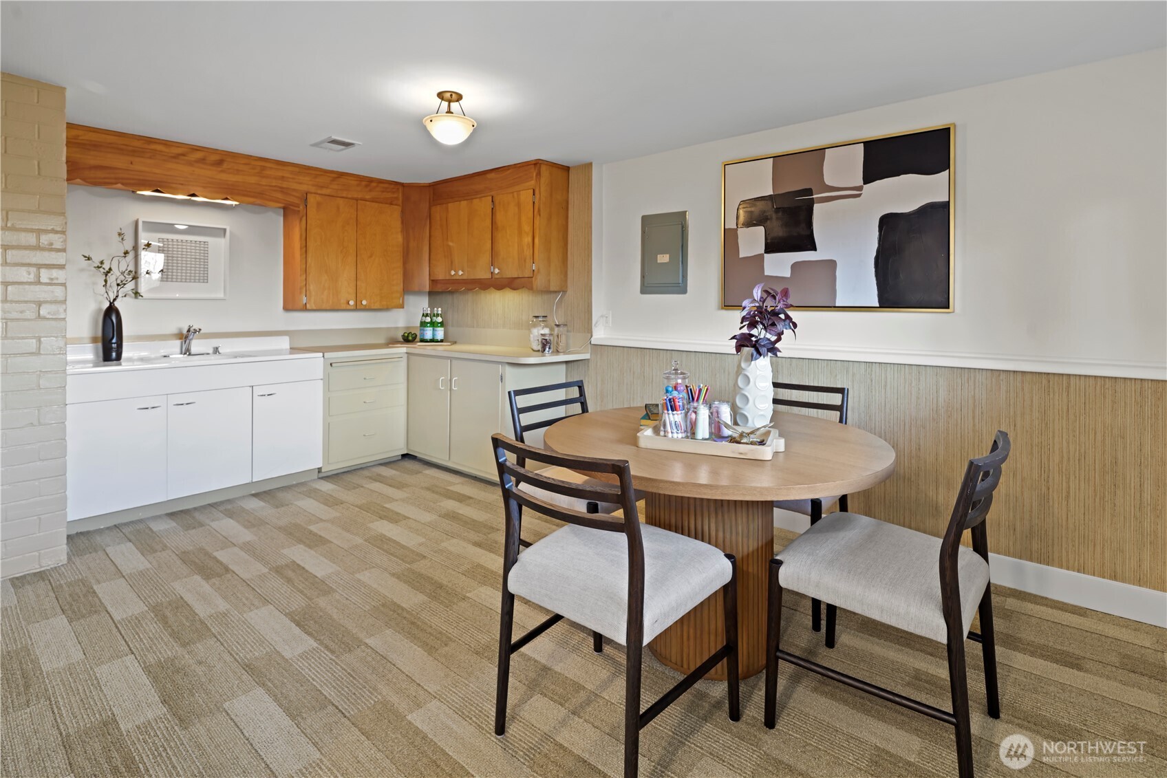 16544 34th Avenue NE, Lake Forest Park, WA 98155
