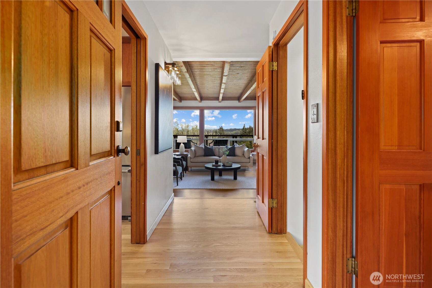 16544 34th Avenue NE, Lake Forest Park, WA 98155