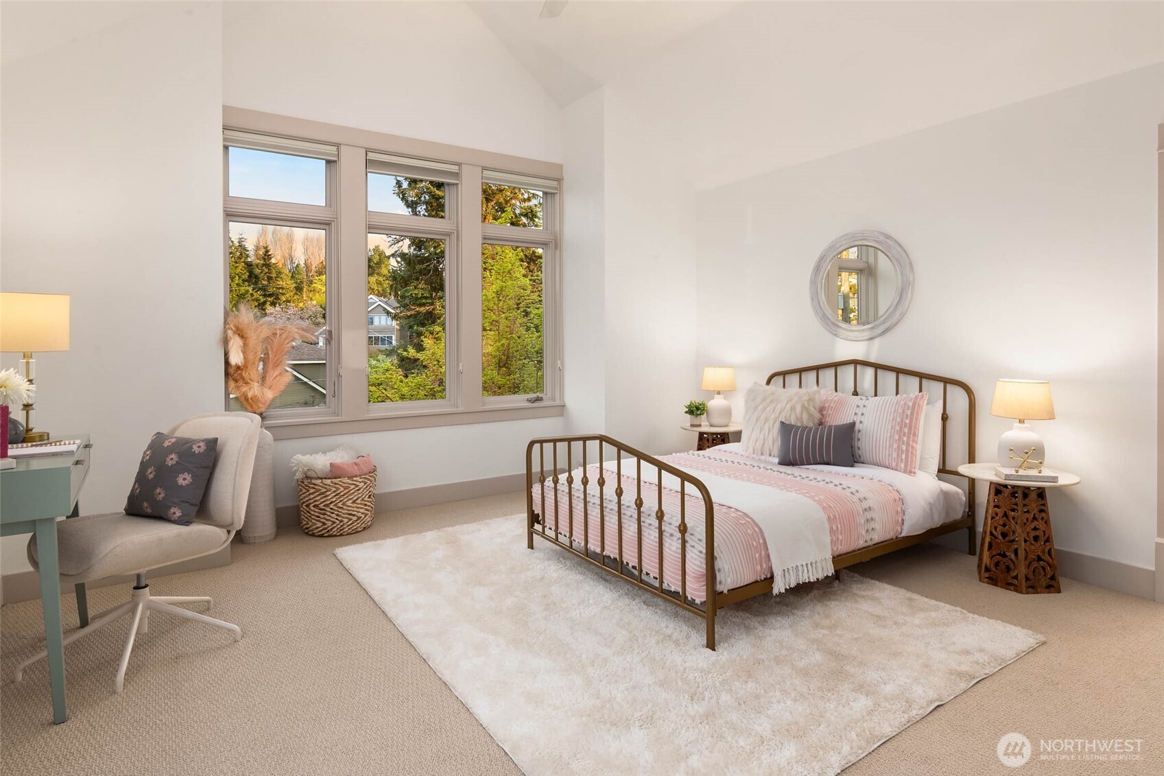 2628 NW Esplanade , Seattle, WA 98117