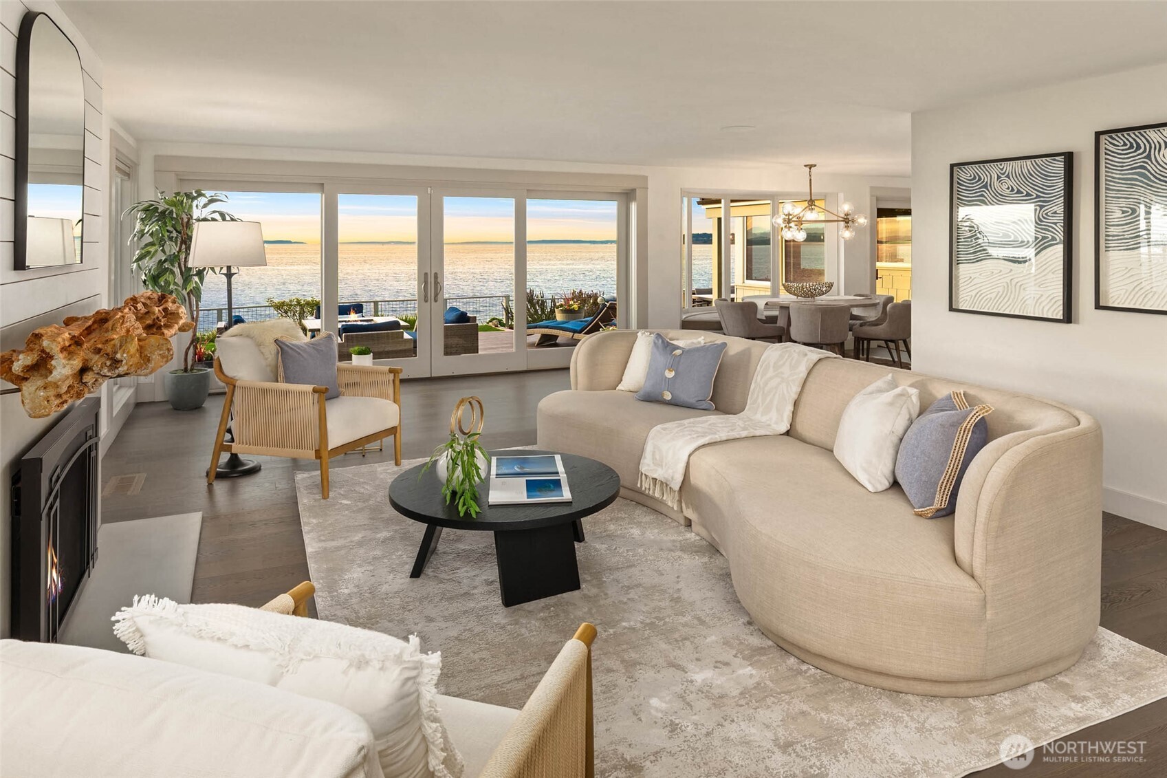 2628 NW Esplanade , Seattle, WA 98117