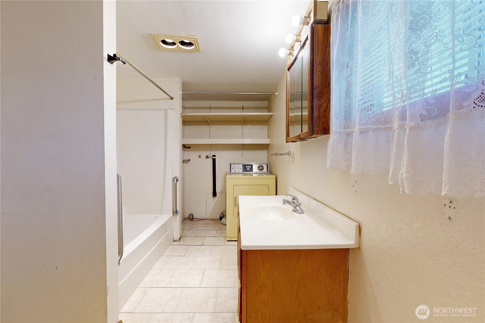 319 W Cherry Street , Walla Walla, WA 99362