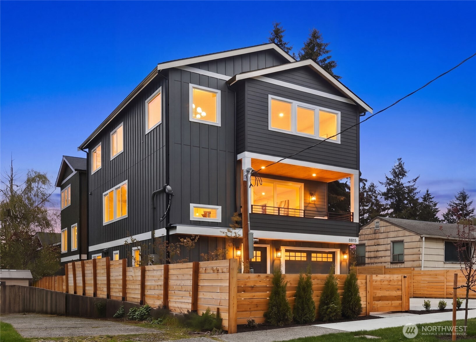 8815 Densmore Avenue N, Seattle, WA 98103