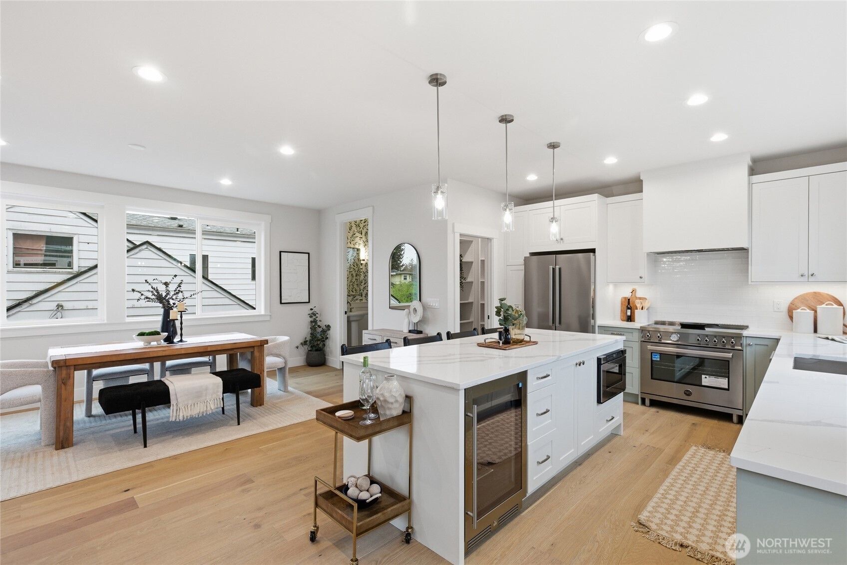 8815 Densmore Avenue N, Seattle, WA 98103