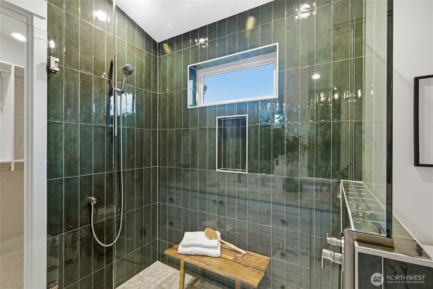 8815 Densmore Avenue N, Seattle, WA 98103