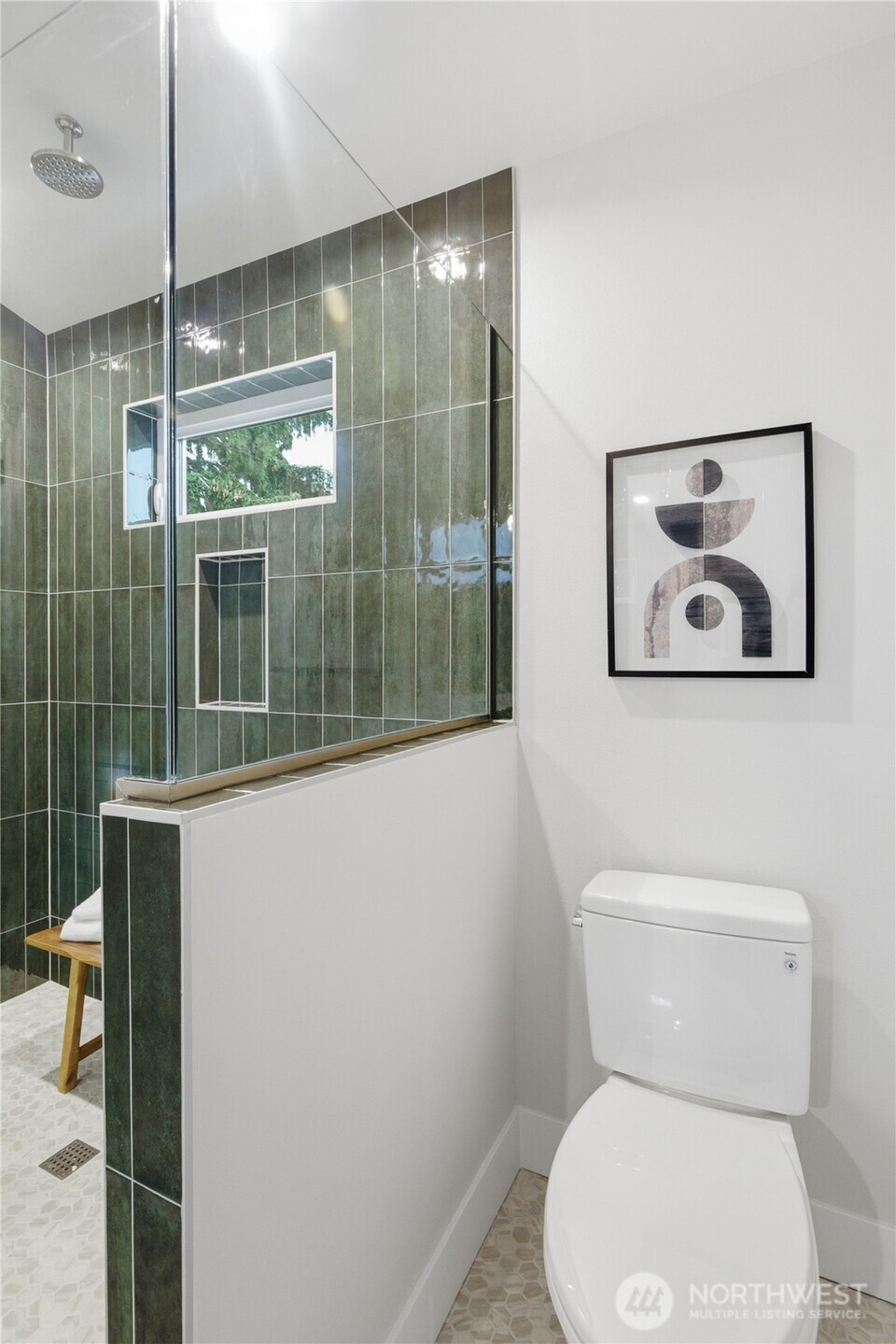 8815 Densmore Avenue N, Seattle, WA 98103