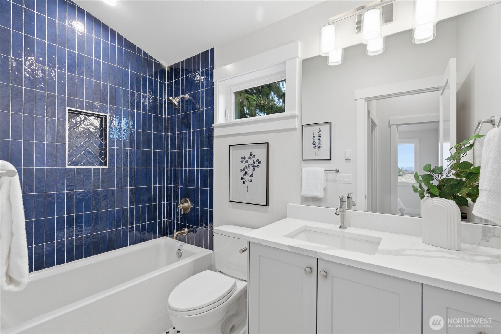 8815 Densmore Avenue N, Seattle, WA 98103