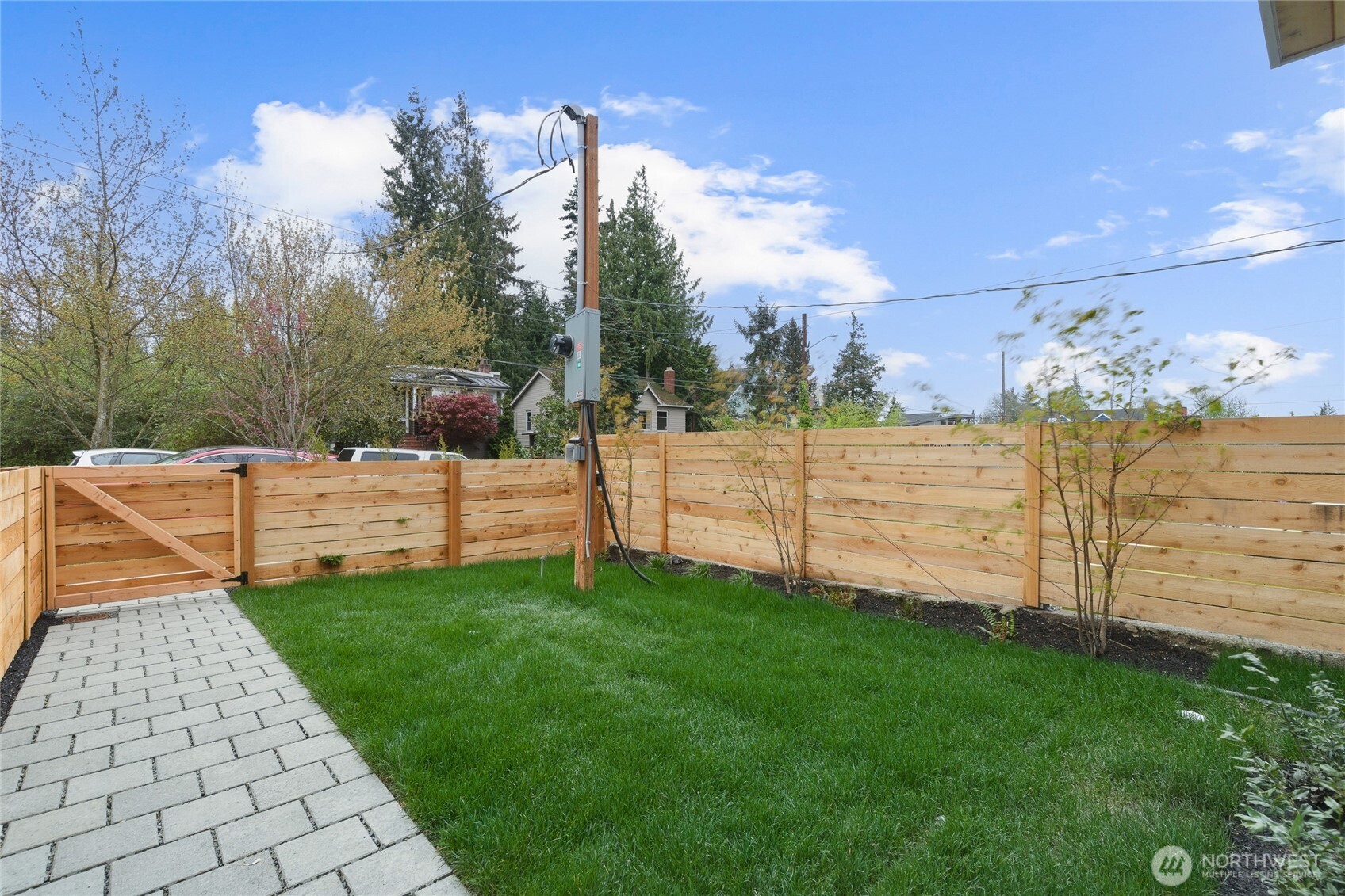 8815 Densmore Avenue N, Seattle, WA 98103