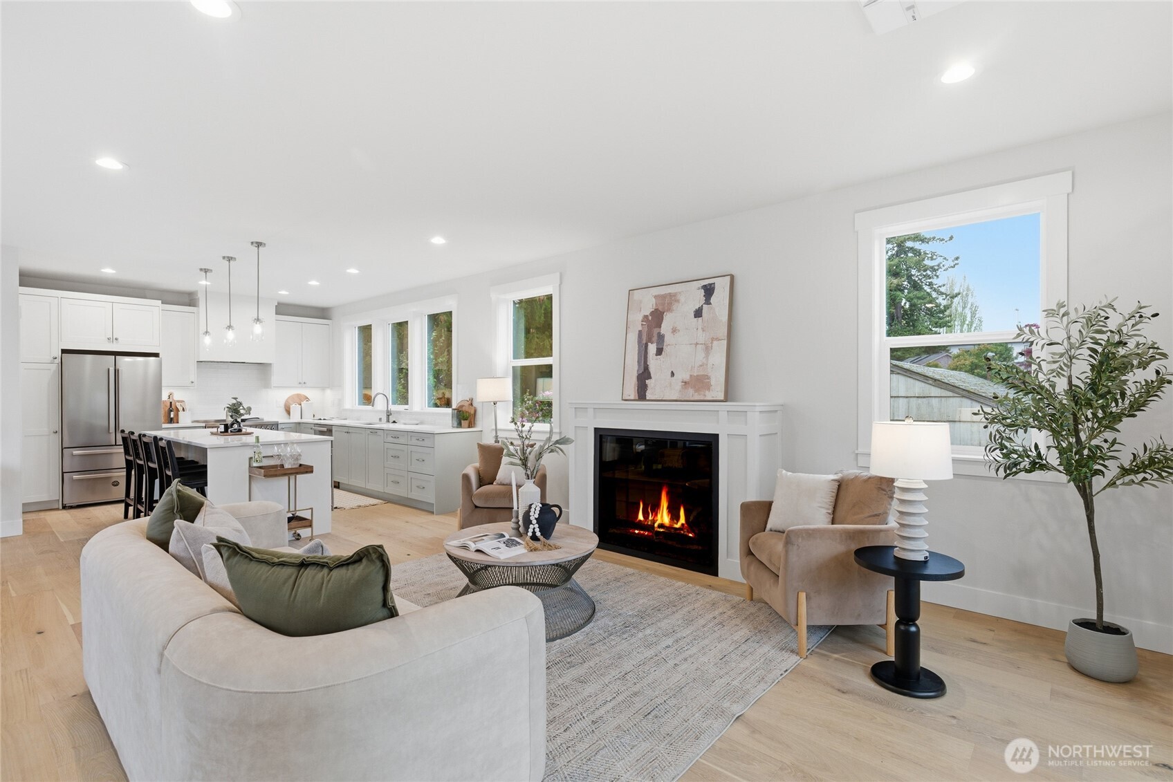 8815 Densmore Avenue N, Seattle, WA 98103