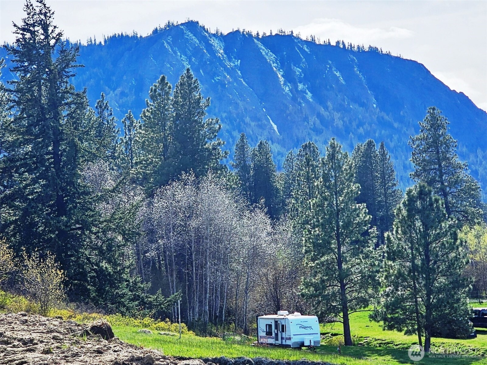 750 Iron Mountain Road , Cle Elum, WA 98922