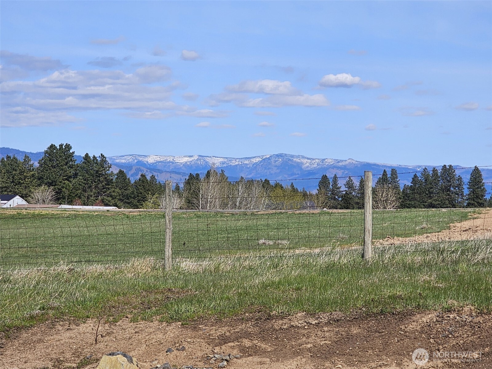 750 Iron Mountain Road , Cle Elum, WA 98922