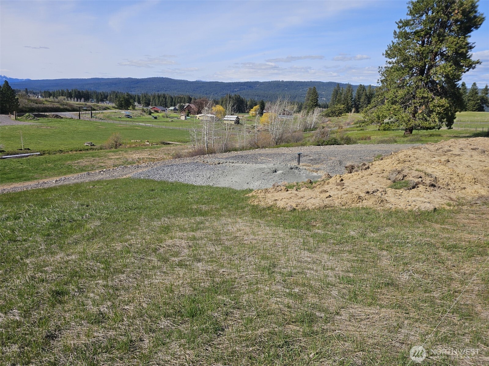 750 Iron Mountain Road , Cle Elum, WA 98922