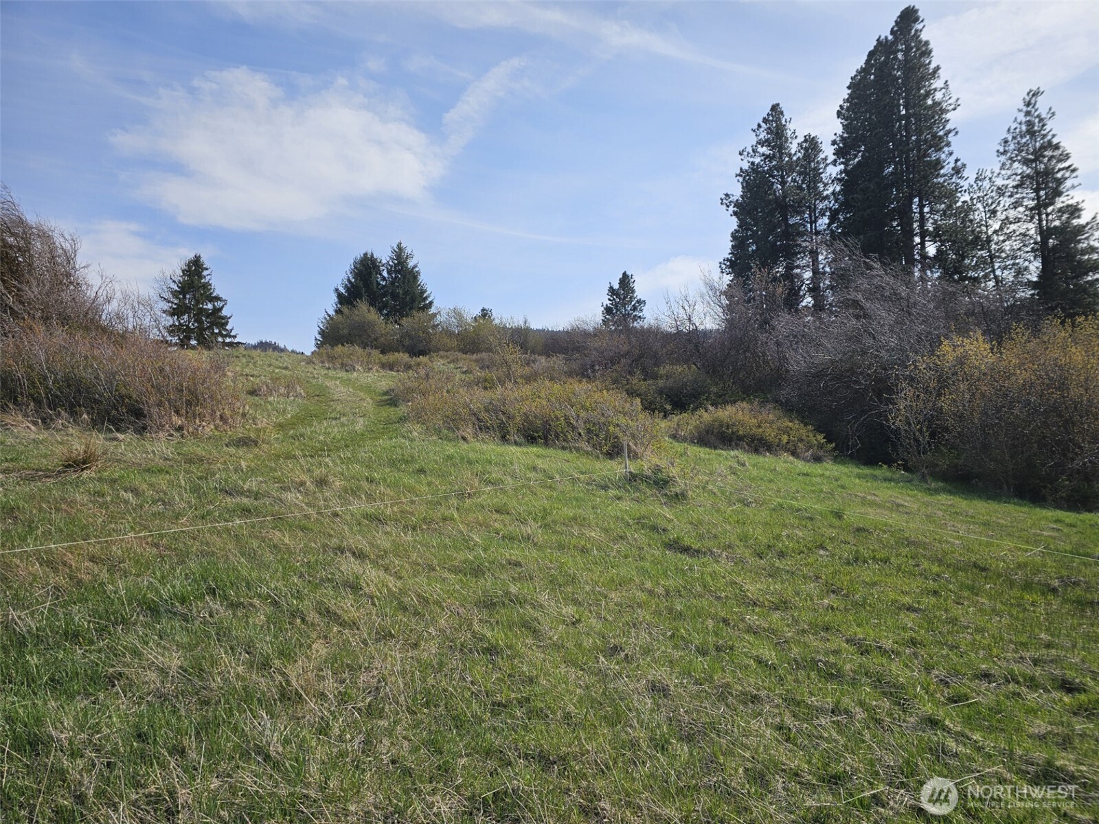 750 Iron Mountain Road , Cle Elum, WA 98922