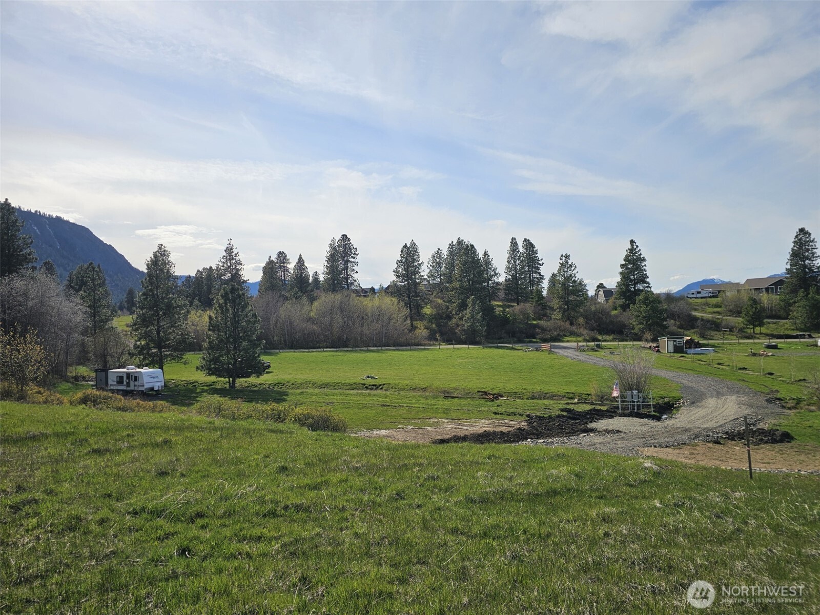 750 Iron Mountain Road , Cle Elum, WA 98922
