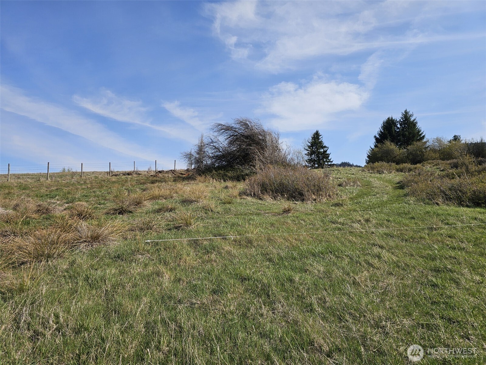 750 Iron Mountain Road , Cle Elum, WA 98922