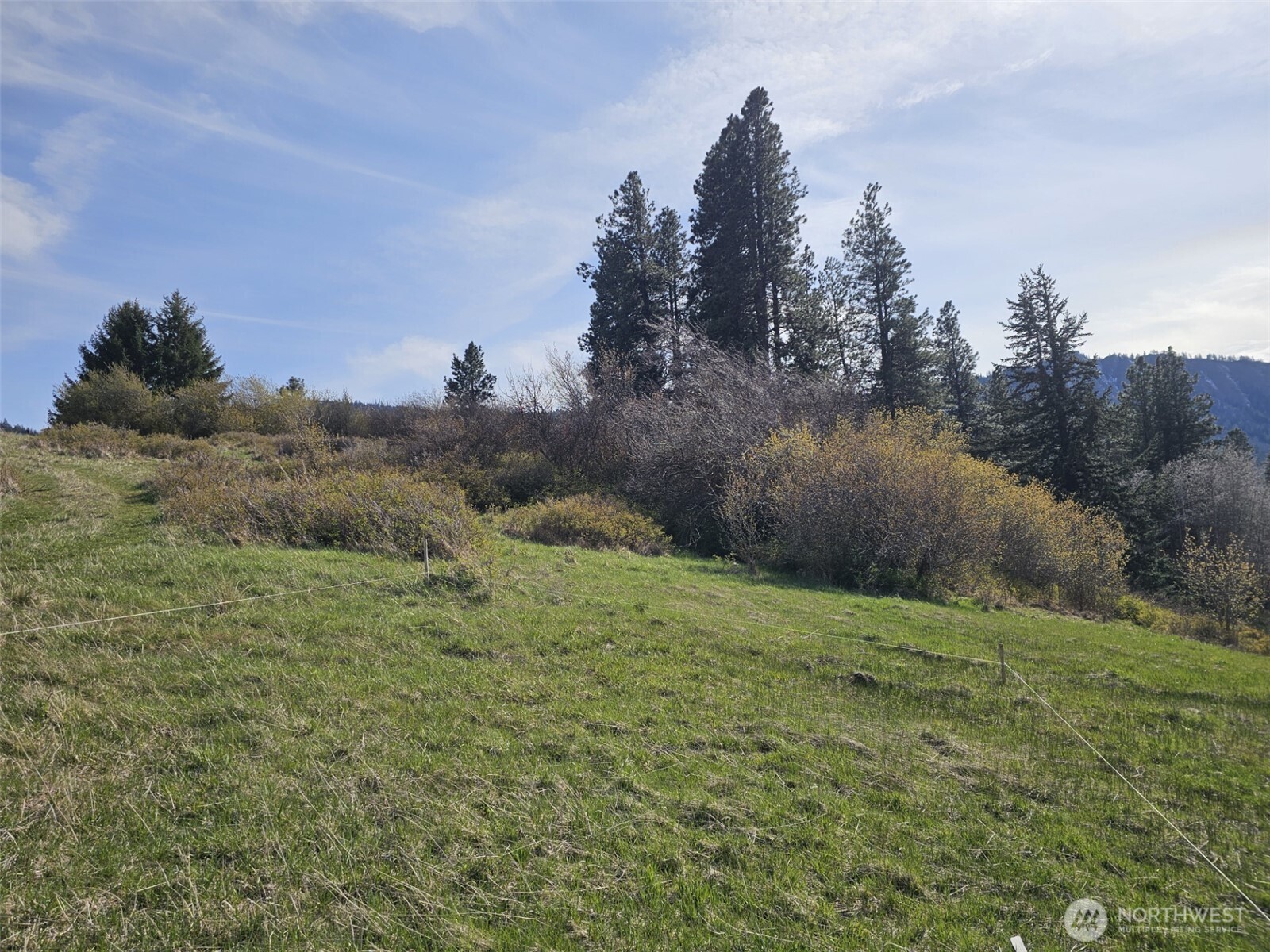 750 Iron Mountain Road , Cle Elum, WA 98922