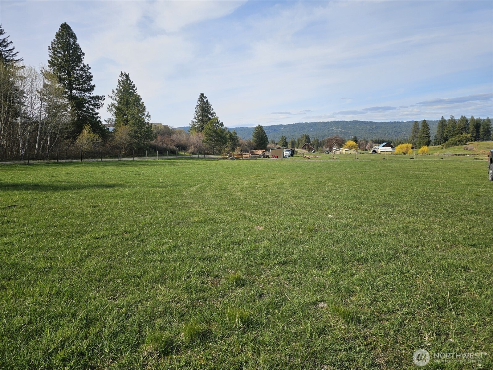 750 Iron Mountain Road , Cle Elum, WA 98922