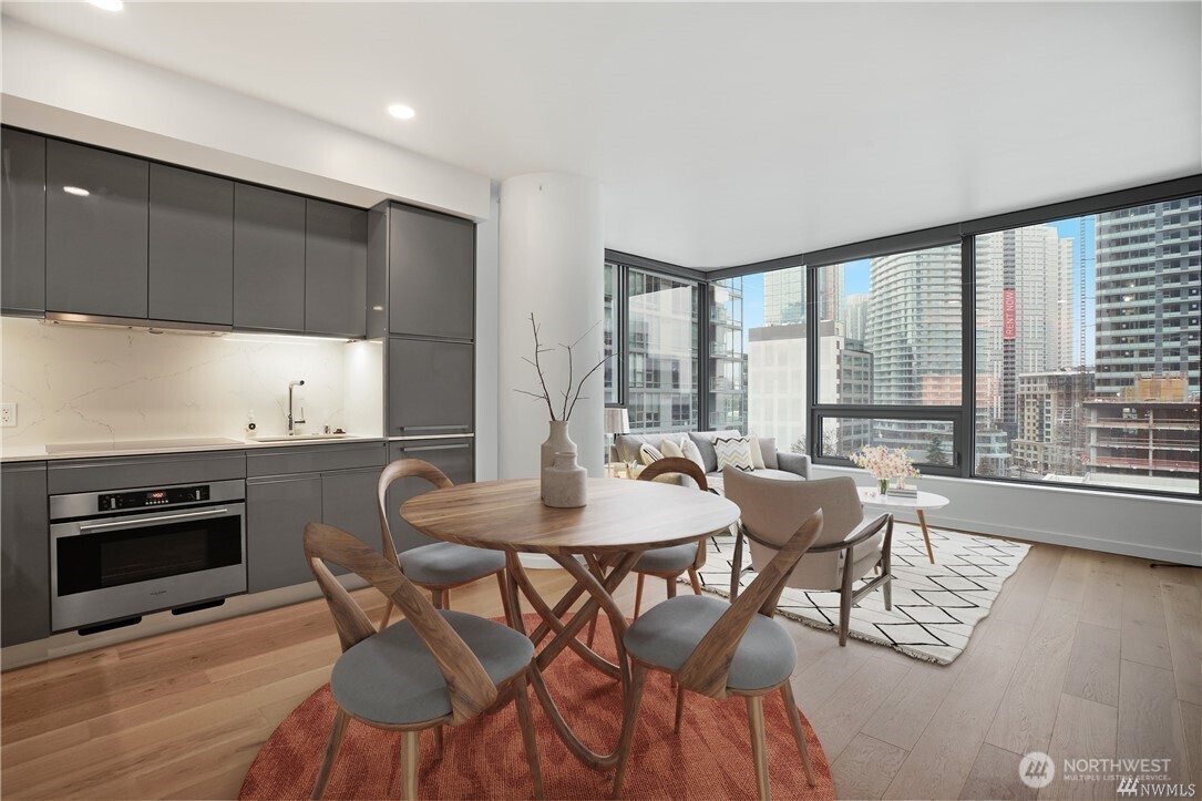 1808 Minor Avenue #905, Seattle, WA 98101